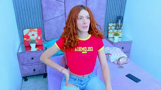 Emma Lodge online show from 10, 11, 2025