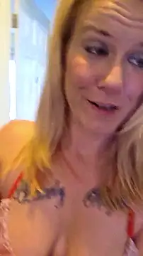 Snapshot of RhondaRump chatting on 16, 7, 2026 RhondaRump online show from 16, 7, 2026