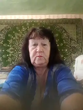 CrystalLime6411 online show from 29, 10, 2025