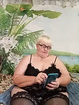 Snapshot of VioletSweet5566 chatting on 6, 7, 2026 VioletSweet5566 online show from 6, 7, 2026