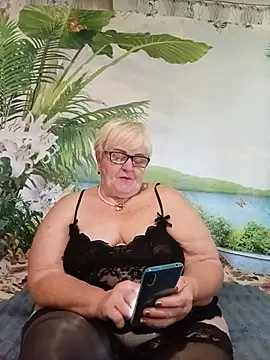 Snapshot of VioletSweet5566 chatting on 18, 7, 2026 VioletSweet5566 online show from 18, 7, 2026