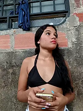 Snapshot of Little-Pussy-Sweet chatting on 18, 9, 2025 Little-Pussy-Sweet online show from 18, 9, 2025