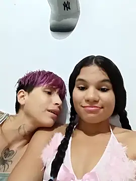 Snapshot of Little-Pussy-Sweet chatting on 19, 9, 2025 Little-Pussy-Sweet online show from 19, 9, 2025