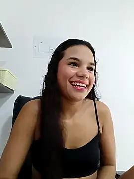 Snapshot of Little-Pussy-Sweet chatting on 3, 12, 2025 Little-Pussy-Sweet online show from 3, 12, 2025
