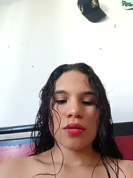 Snapshot of Little-Pussy-Sweet chatting on 17, 12, 2025 Little-Pussy-Sweet online show from 17, 12, 2025