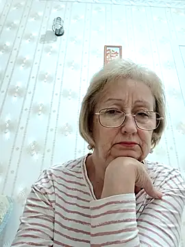 AlikaSwan5821 online show from 11, 11, 2025