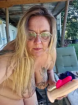 Misspapillon1840 online show from 12, 10, 2025