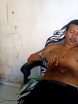 moreno25centimetro online show from 26, 4, 2026