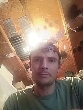 Snapshot of RichardW chatting on 2, 7, 2026 RichardW online show from 2, 7, 2026