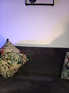 Enzo-wolf33 online show from 4, 10, 2025