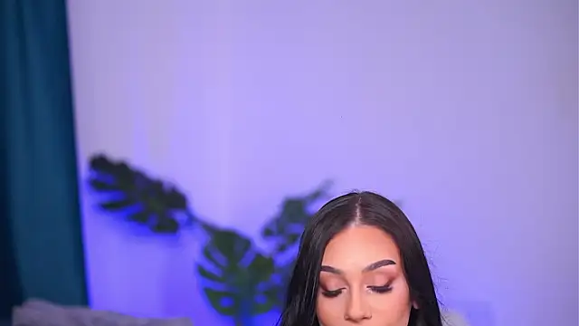 Snapshot of NinaSolenne chatting on 3, 2, 2026 NinaSolenne online show from 3, 2, 2026