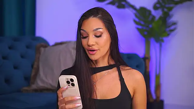 Snapshot of NinaSolenne chatting on 12, 3, 2026 NinaSolenne online show from 12, 3, 2026