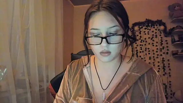 Stephanie Hills online show from 15, 1, 2026