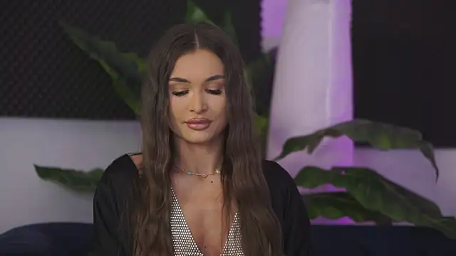 KyssaraPlay online show from 10, 9, 2025