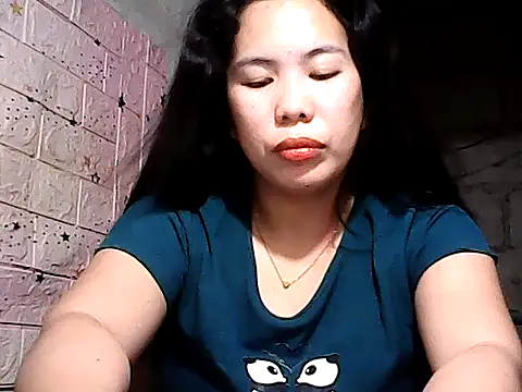 Snapshot of pinaysinglemommm chatting on 28, 3, 2026 pinaysinglemommm online show from 28, 3, 2026