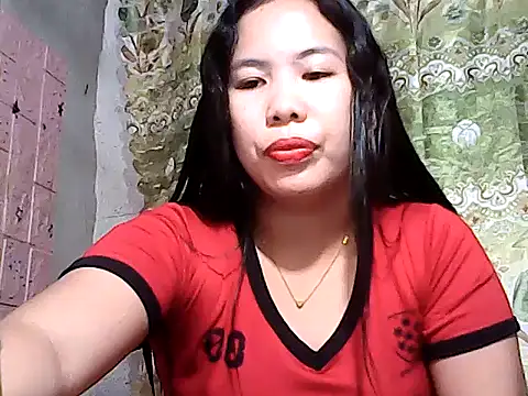 Snapshot of pinaysinglemommm chatting on 9, 4, 2026 pinaysinglemommm online show from 9, 4, 2026