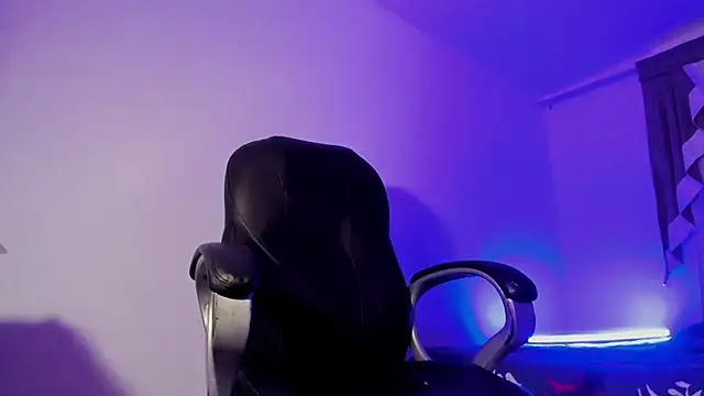 Angelicious Boy online show from 29, 10, 2025