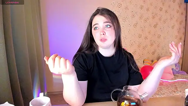 Alice next door online show from 14, 2, 2026