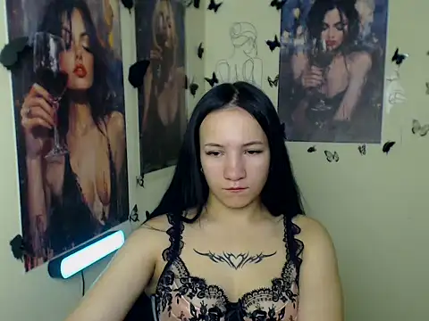 Em7MaA online show from 6, 11, 2025