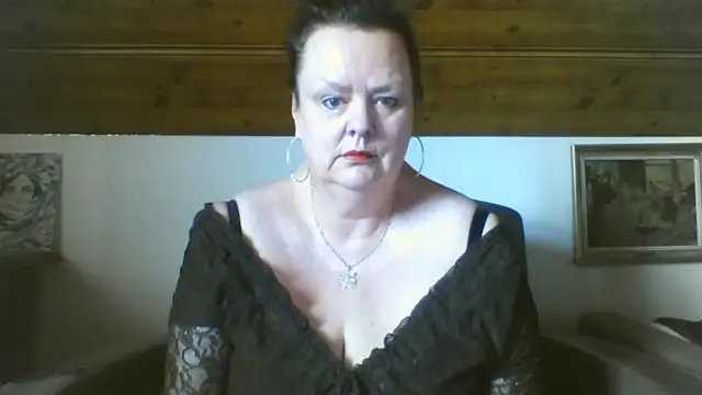 TiffanyMature online show from 23, 3, 2026