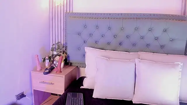 ValeriaJulio  online show from 29, 10, 2025