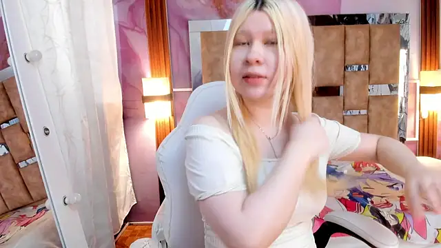 Melody Lolii online show from 12, 11, 2025