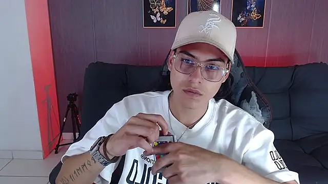 Snapshot of dirty_model chatting on 19, 2, 2026 dirty model online show from 19, 2, 2026