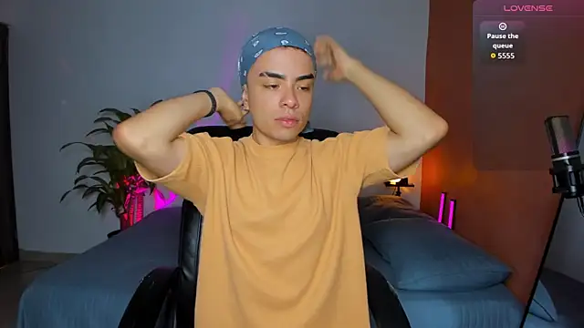 obzidyan online show from 8, 9, 2025