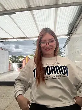 LunaVelvet777 online show from 26, 11, 2025