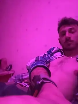 Snapshot of mister_twitter chatting on 12, 2, 2026 mister twitter online show from 12, 2, 2026