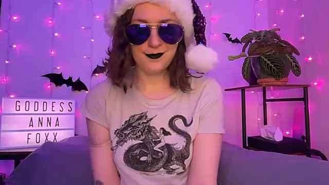 mistressannafoxx online show from 19, 12, 2025