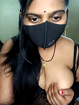 reena502 online show from 18, 4, 2026