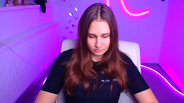 Stefanie Sweet online show from 8, 11, 2025