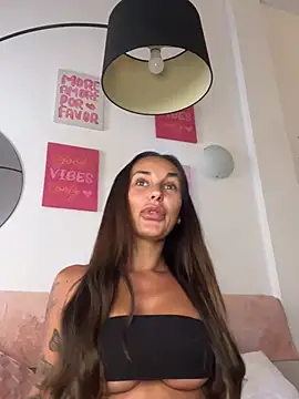 Rosieredxox online show from 31, 5, 2026