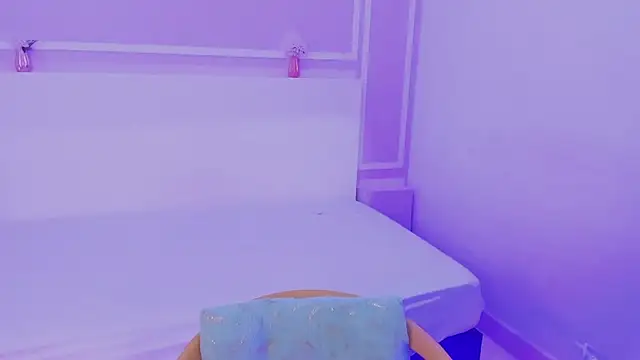 Snapshot of candy_lux30 chatting on 14, 2, 2026 candy lux30 online show from 14, 2, 2026