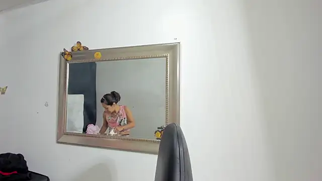 evelynesex online show from 19, 2, 2026