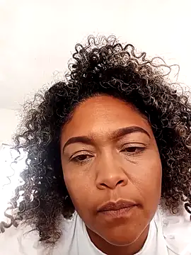 BiiancaEstradaa online show from 9, 3, 2026