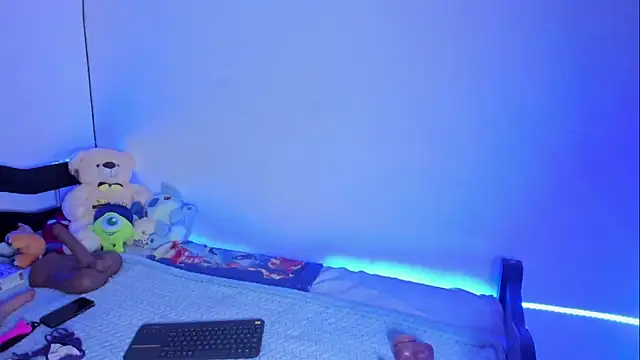 Ellope  online show from 24, 9, 2025