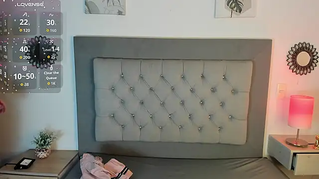 Seraphyne666 online show from 11, 9, 2025