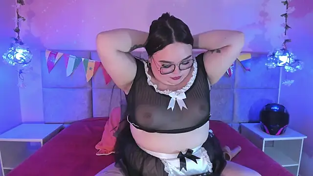 Snapshot of Lushi_Love chatting on 15, 7, 2026 Lushi Love online show from 15, 7, 2026