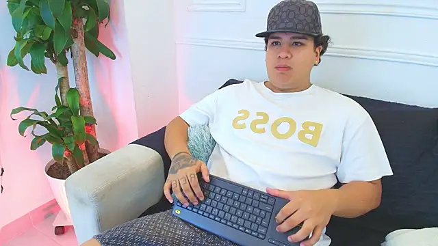 Naim Bennetsex online show from 8, 11, 2025