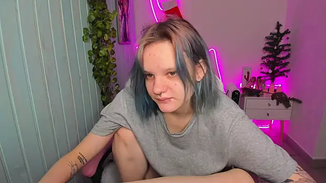 Elieiza xo online show from 15, 12, 2025