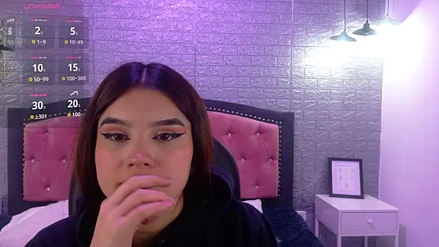 Natalie loffreda online show from 9, 9, 2025