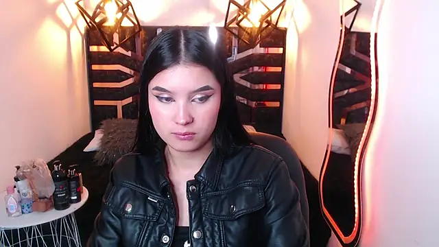 Natalie loffreda online show from 3, 4, 2026