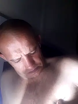 Snapshot of Lekewarmele chatting on 16, 11, 2025 Lekewarmele online show from 16, 11, 2025