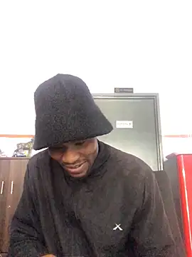 Snapshot of broskies777 chatting on 15, 9, 2025 broskies777 online show from 15, 9, 2025