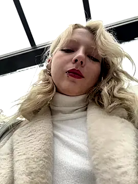 EveLittleSinner online show from 24, 10, 2025