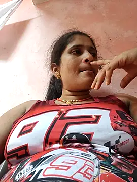 Snapshot of Hot-piuy chatting on 21, 9, 2025 Hot-piuy online show from 21, 9, 2025