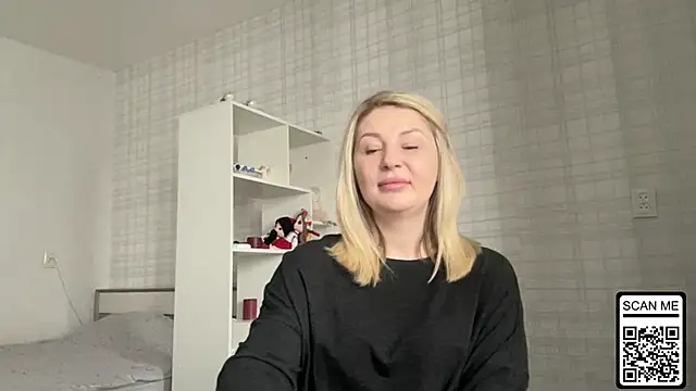 Blondie xoxoxo online show from 9, 2, 2026