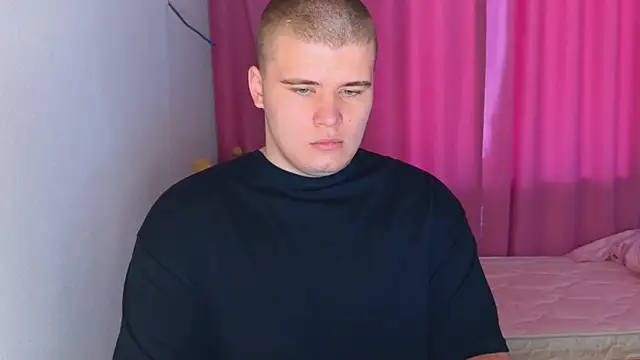 kittenmurr online show from 25, 5, 2026